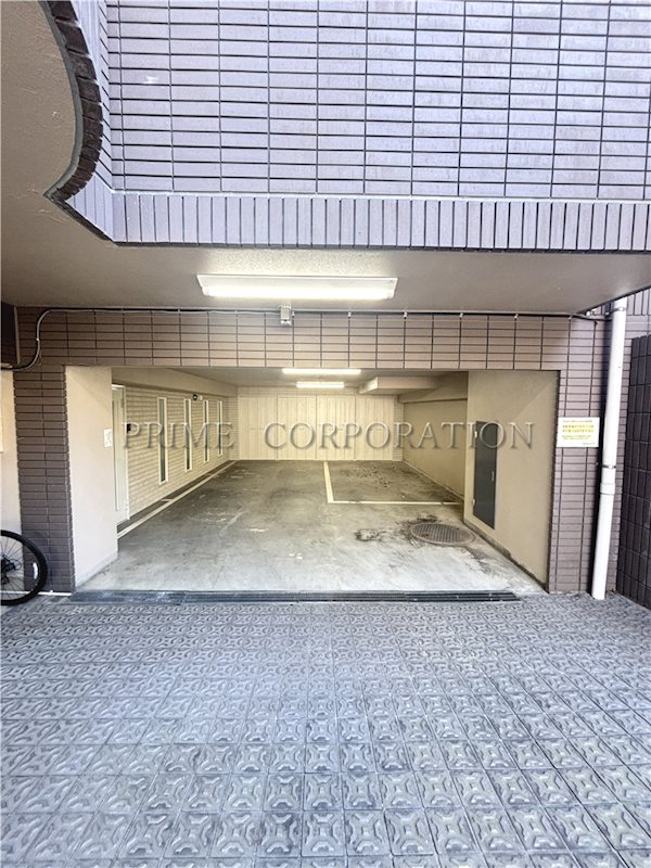 オスカー中央マンション 駐車場