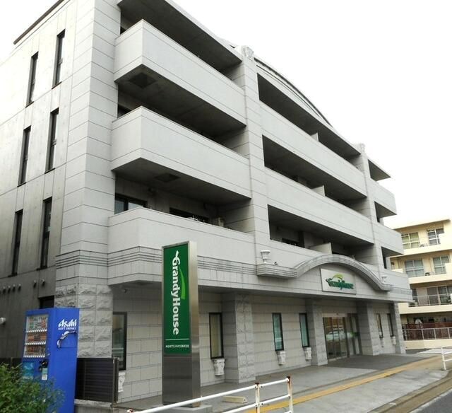プラザハウスビル 外観