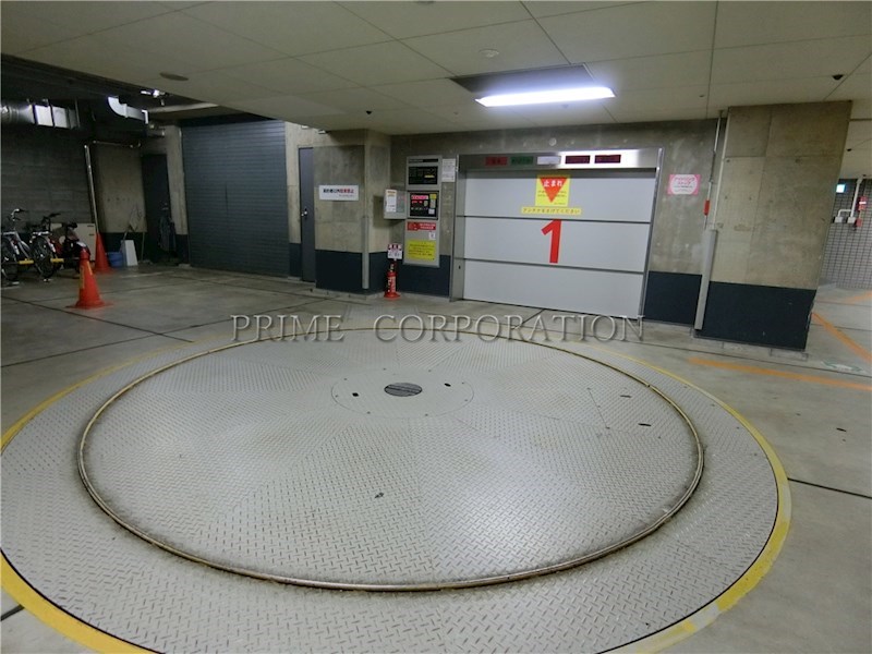 西新橋アルファレジデンス 駐車場