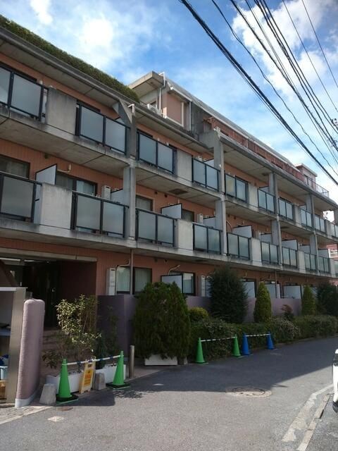 グローリス中野 外観