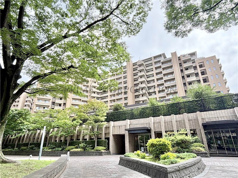 桜上水ガーデンズ D棟 外観