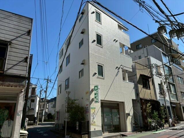 ヤマダビル 外観